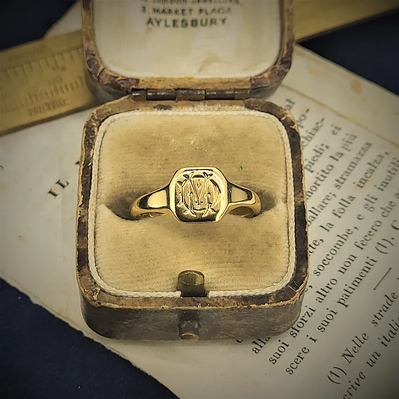 18ct Gold Gents Signet Ring, Chester 1914