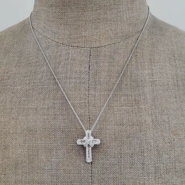 18ct White Gold Diamond Cross — image 6