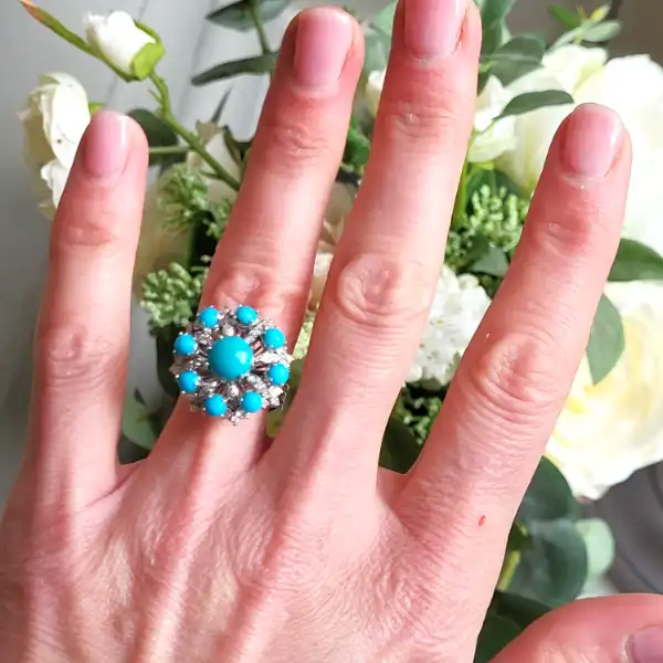 18ct White Gold Turquoise and Diamond Cocktail Ring — image 9