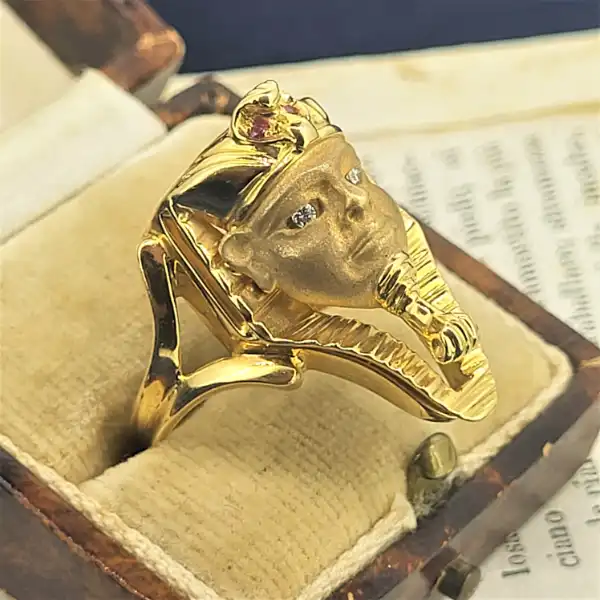 18ct Gold Pharaoh Ring with Rubies and Diamonds — image 6