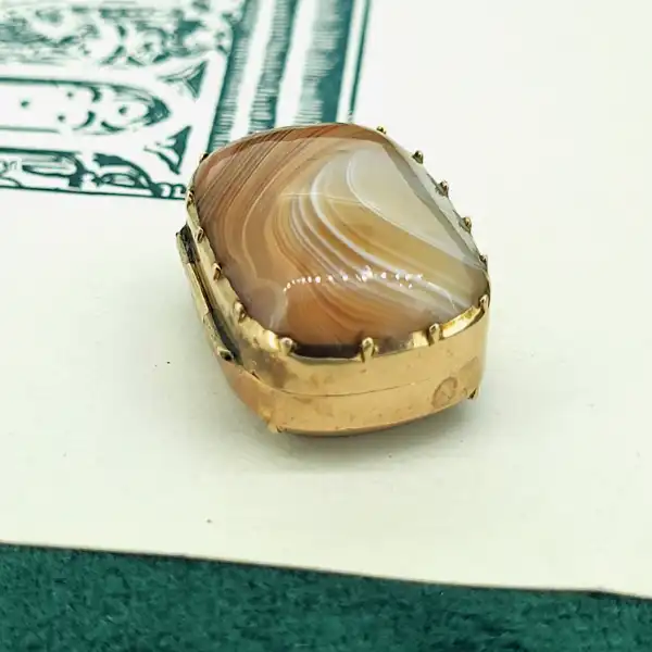 Antique Victorian Vinaigrette in 9ct Rose Gold with Scottish Agate — image 11