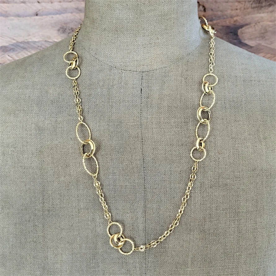 Fancy Link 18ct Gold Necklace — image 2