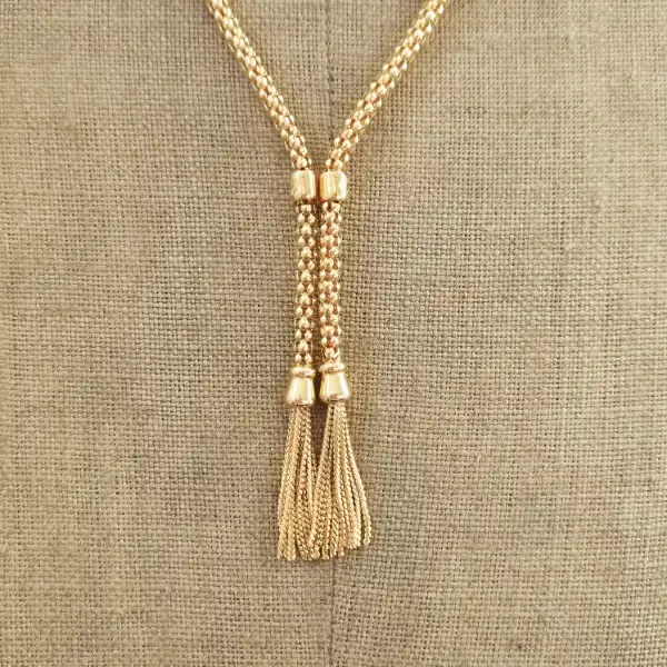 9ct Yellow Gold Italian Tassel necklace — image 8