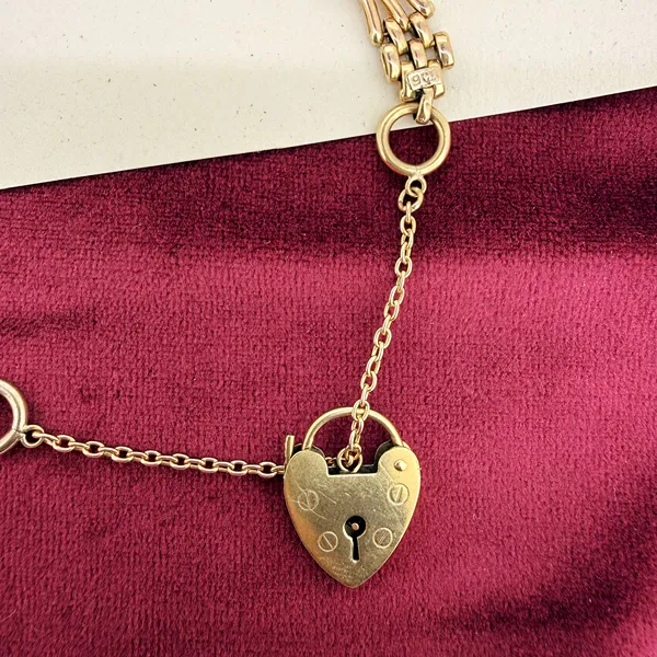 Vintage 9ct Yellow Gold Gate Bracelet, London 1972 — image 4