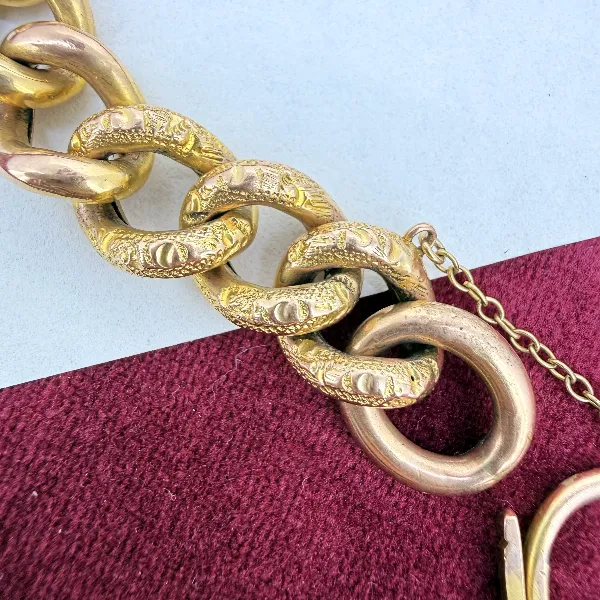 Victorian 9ct Rose Gold Charm Bracelet with Patterned Links — image 5