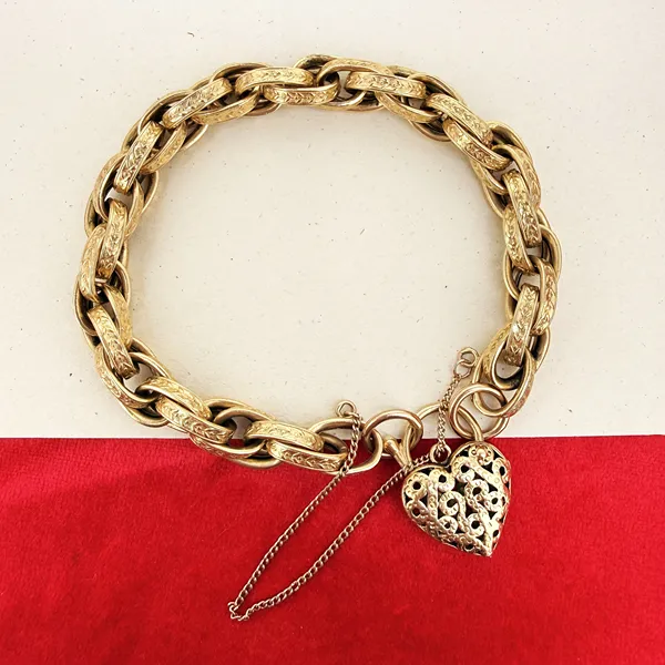 Vintage 9ct Yellow Gold Engraved Link Charm Bracelet  — image 2