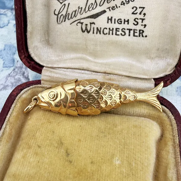 9ct Yellow Gold Large Flexible Fish Charm, London 1977 — image 4