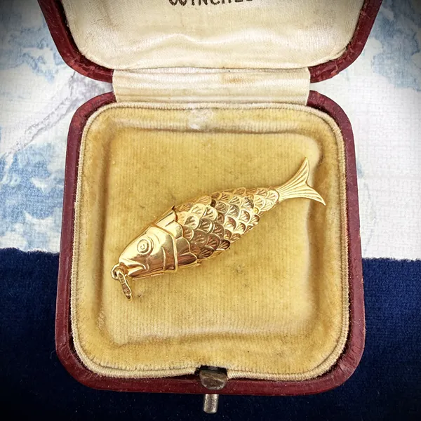 9ct Yellow Gold Large Flexible Fish Charm, London 1977