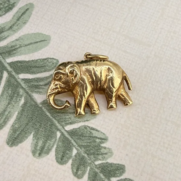 9ct Yellow Gold Elephant Charm, Birmingham 1971 — image 6