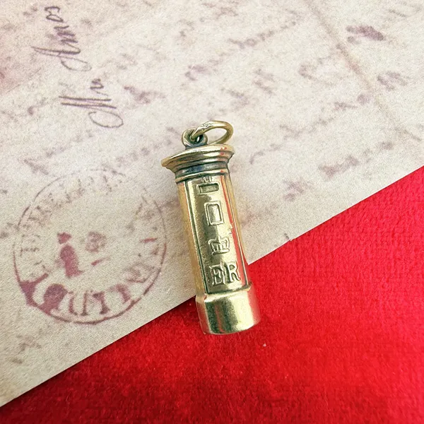 9ct Yellow Gold Post Box Charm, Birmingham 1978 — image 5