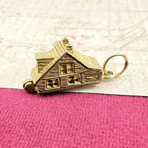 Vintage 9ct Gold Opening House Charm, London 1973 — image 6