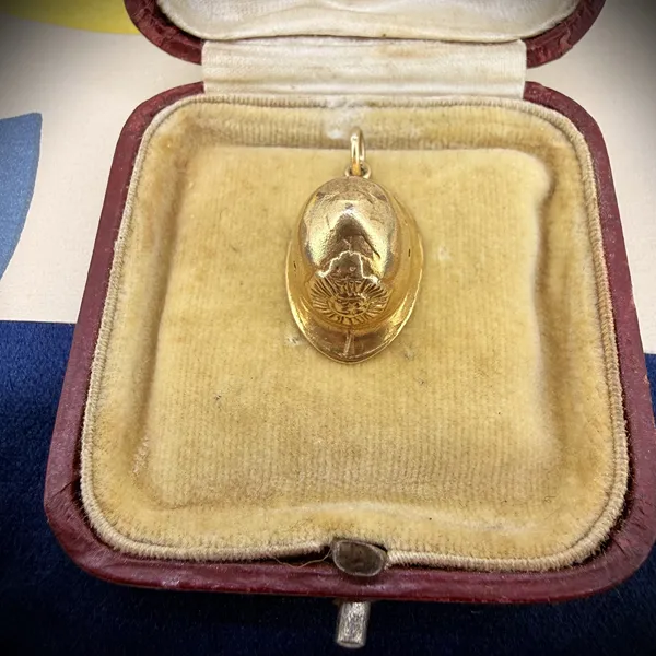 9ct Yellow Gold Policeman's Helmet Charm, London 1972