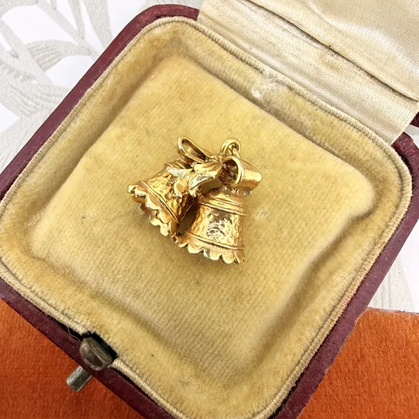 9ct Yellow Gold Wedding Bells Charm, London 1968 — image 3