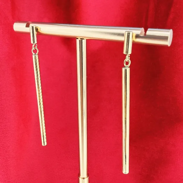 9ct Yellow Gold Bar Drop Earrings — image 3