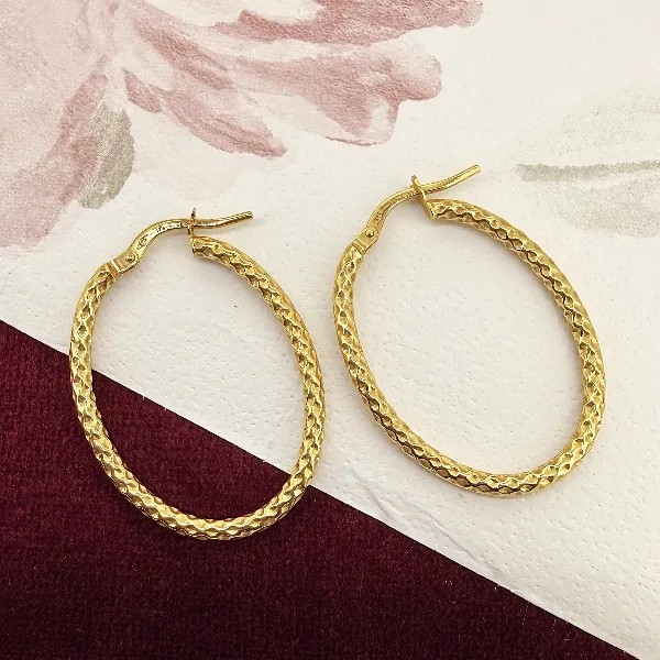 9ct Yellow Gold Italian Textured Oval Hoop Earrings — image 5