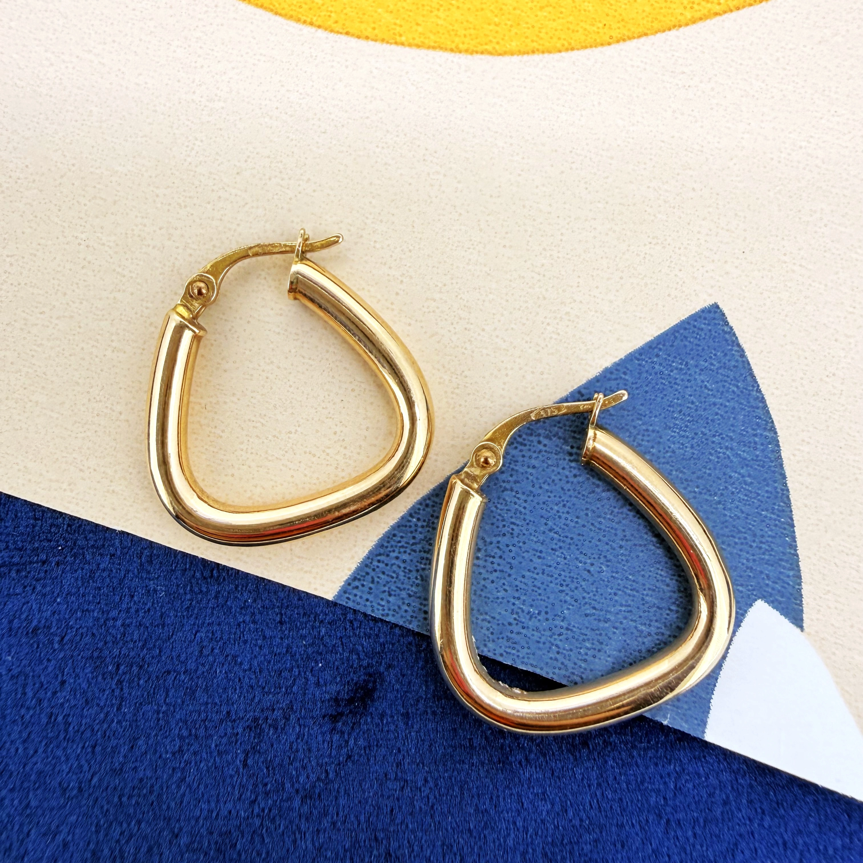 9ct Yellow Gold Geometric Hoop Earrings — image 5