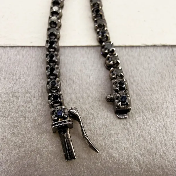 18ct Gold Black and White Diamond Tennis Necklace 8.12cts — image 9