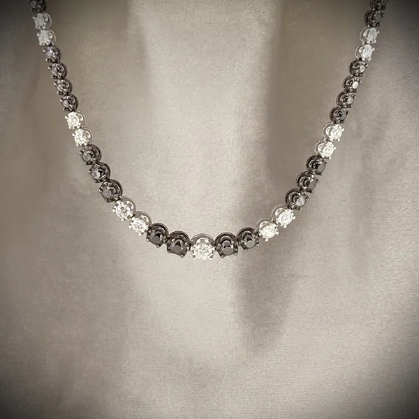 18ct Gold Black and White Diamond Tennis Necklace 8.12cts