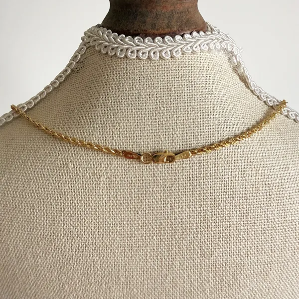 9ct Yellow Gold Rope Link Necklace with T-Bar — image 10