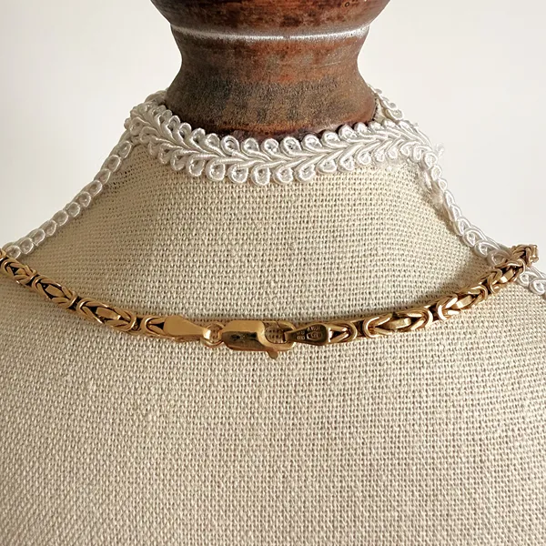 Italian 9ct Yellow Gold Byzantine Chain — image 10