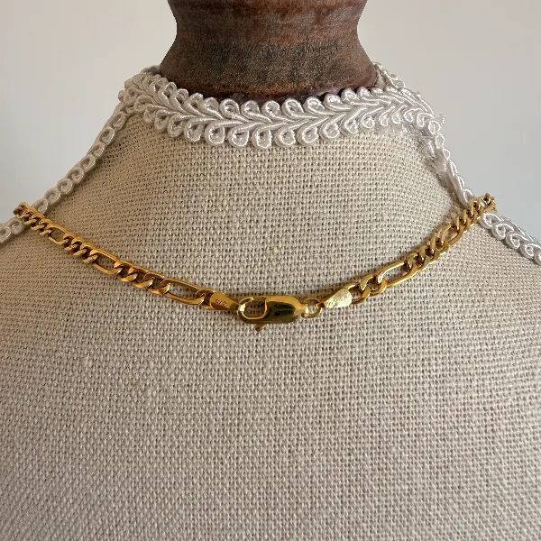 Vintage 9ct Yellow Gold Figaro Chain Necklace — image 10