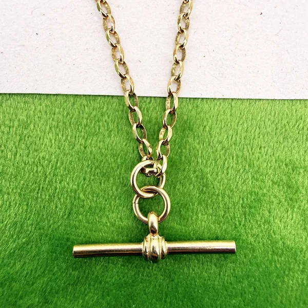 Vintage 9ct Yellow Gold Oval Belcher T-Bar Necklace — image 4