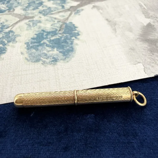9ct Gold Retractable Cigar Piercer Pendant, Birmingham 1960 — image 3