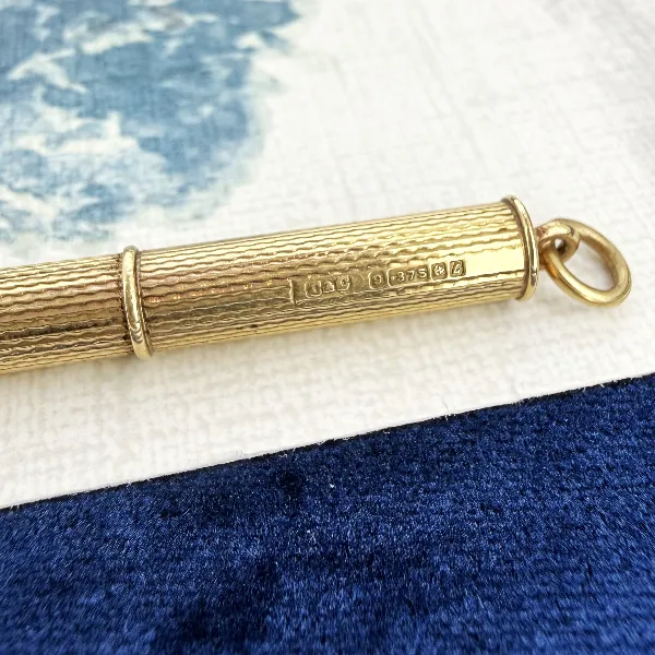 9ct Gold Retractable Cigar Piercer Pendant, Birmingham 1960 — image 6