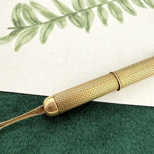 Vintage 9ct Gold Retractable Toothpick Pendant, Birmingham 1969 — image 6
