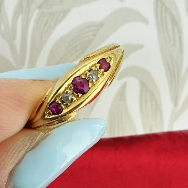 Edwardian 18ct Gold Ruby & Diamond Boat Ring, Chester 1906 — image 5