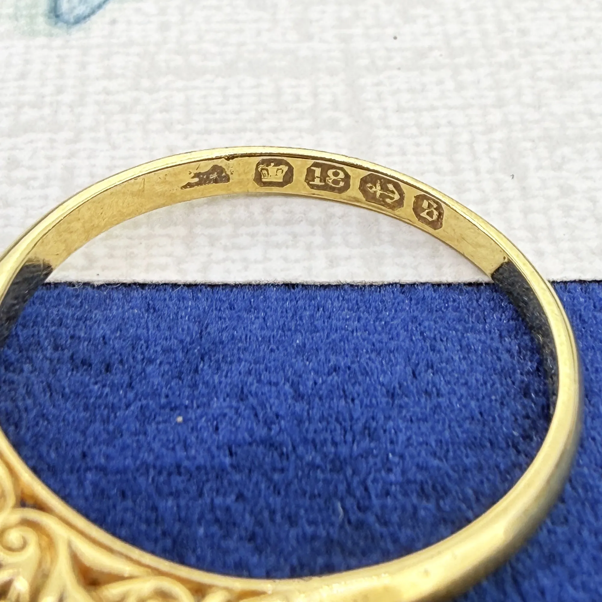 Victorian 18ct Gold Sapphire and Diamond Boat Ring, Birmingham 1892 — image 8