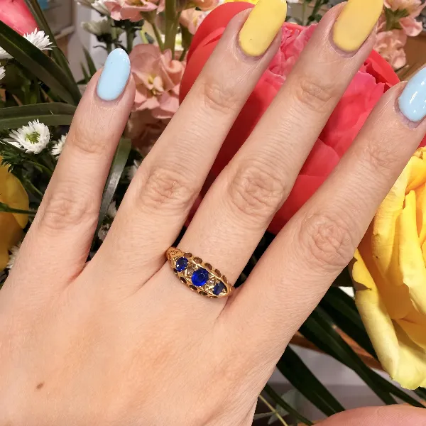 Antique Edwardian 18ct Gold Sapphire & Diamond Boat Ring, Birmingham 1915 — image 10