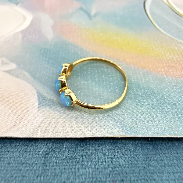 9ct Yellow Gold Vintage Opal Trilogy Ring — image 6