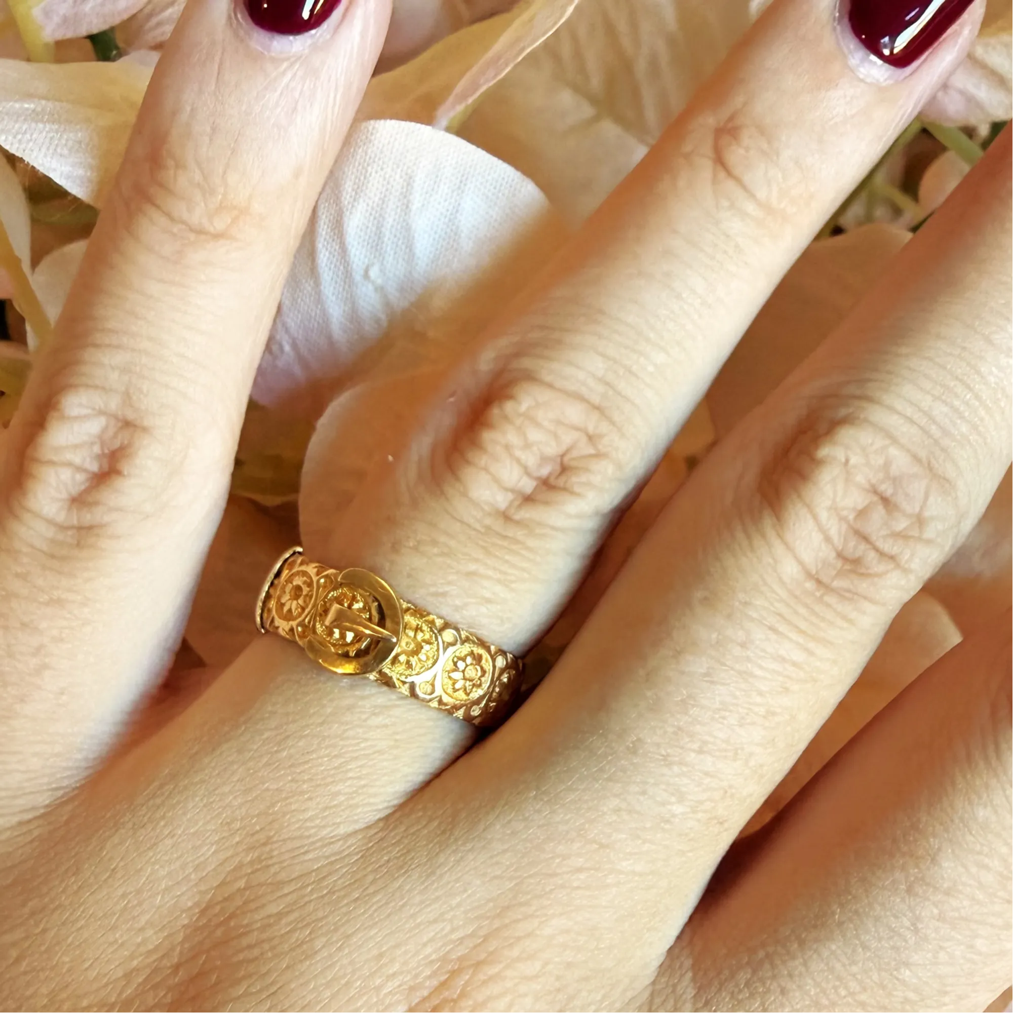 Antique 18ct Yellow Gold Floral Buckle Ring, Chester 1908 — image 12