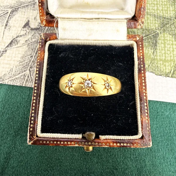 Antique 18ct Yellow Gold Diamond Gypsy Ring, Birmingham 1915 — image 2