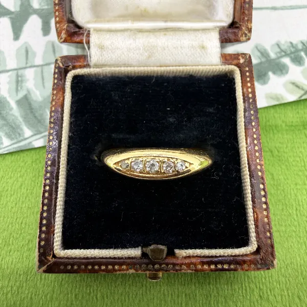 Antique 18ct Gold Five Stone Diamond Boat Ring, Birmingham 1918 — image 2