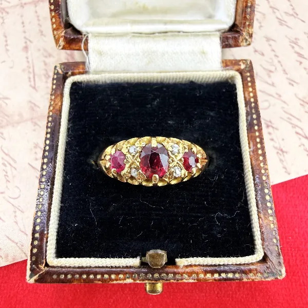 18ct Yellow Gold Antique Ruby and Diamond Boat Ring, Birmingham 1938 — image 2