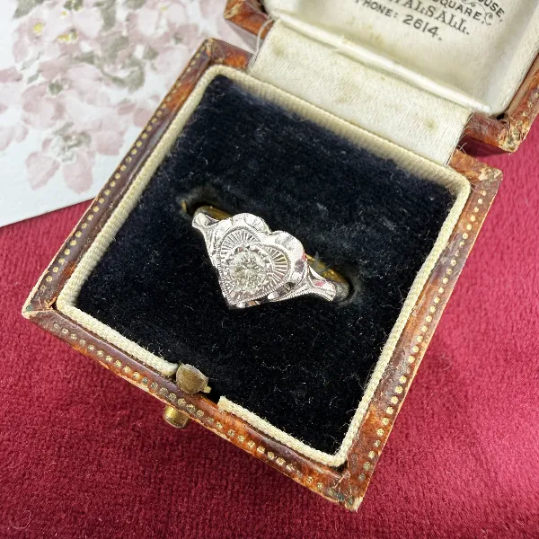 Vintage 18ct Gold Diamond Heart Ring, Birmingham 1992 — image 3