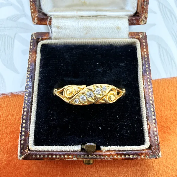Vintage 18ct Gold Diamond Scroll Ring, Birmingham 2003 — image 2