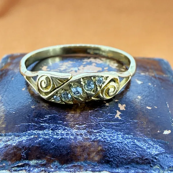 Vintage 18ct Gold Diamond Scroll Ring, Birmingham 2003 — image 4