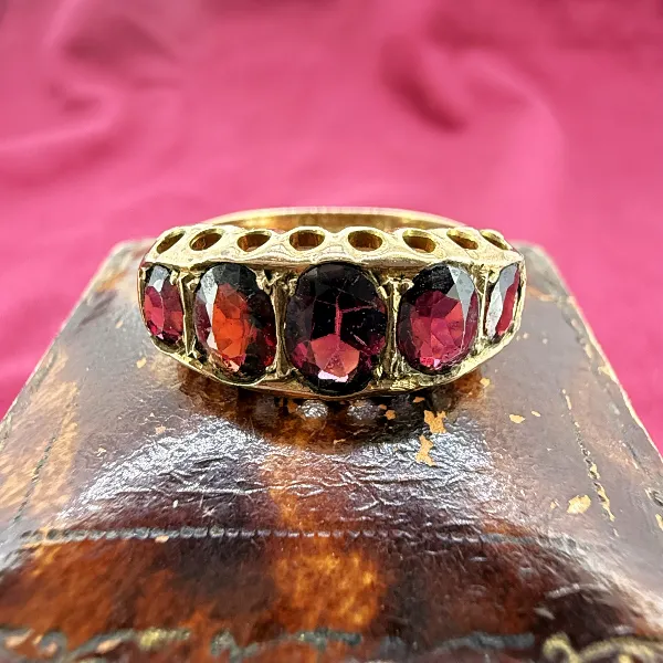 Antique Edwardian 9ct Rose Gold Five Stone Garnet Ring, Chester 1916 — image 4