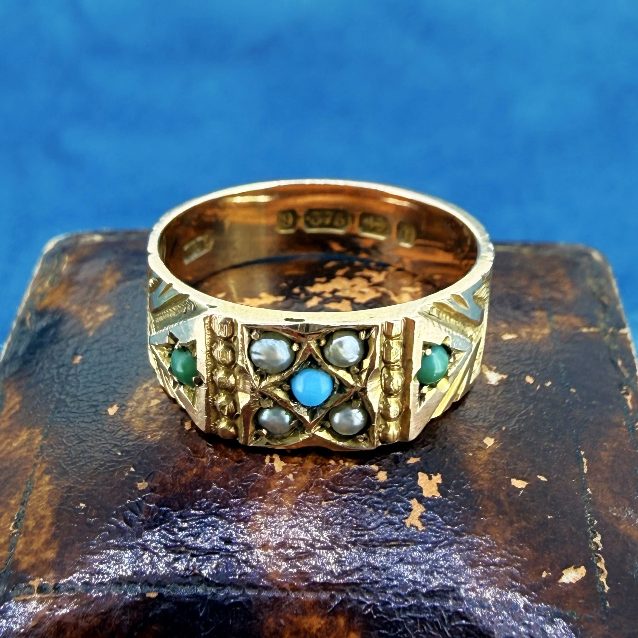 Victorian 9ct Yellow Gold Turquoise and Pearl Ring, Birmingham 1883 — image 4
