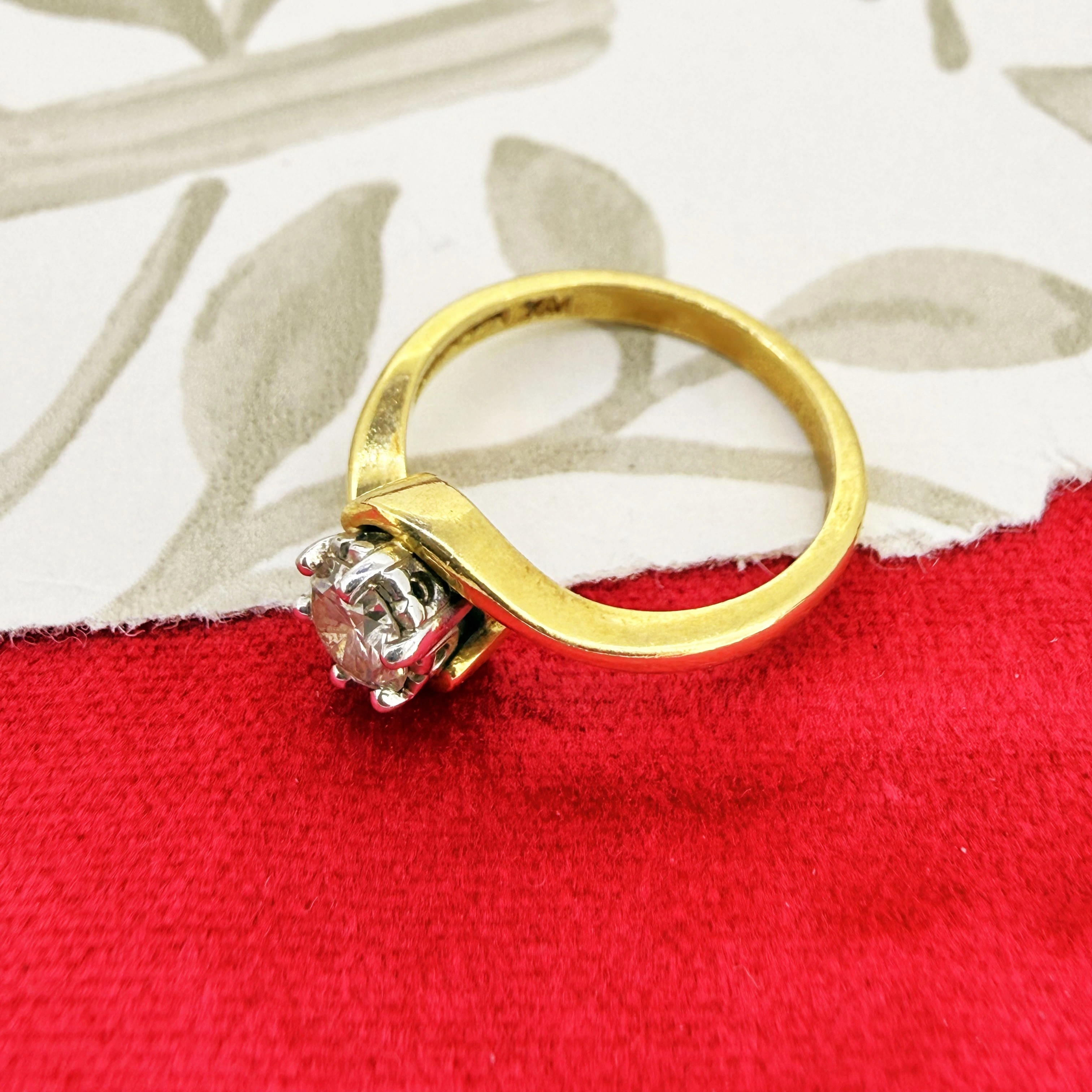 Vintage 18ct Yellow Gold 0.50ct Diamond Solitaire Twist — image 6