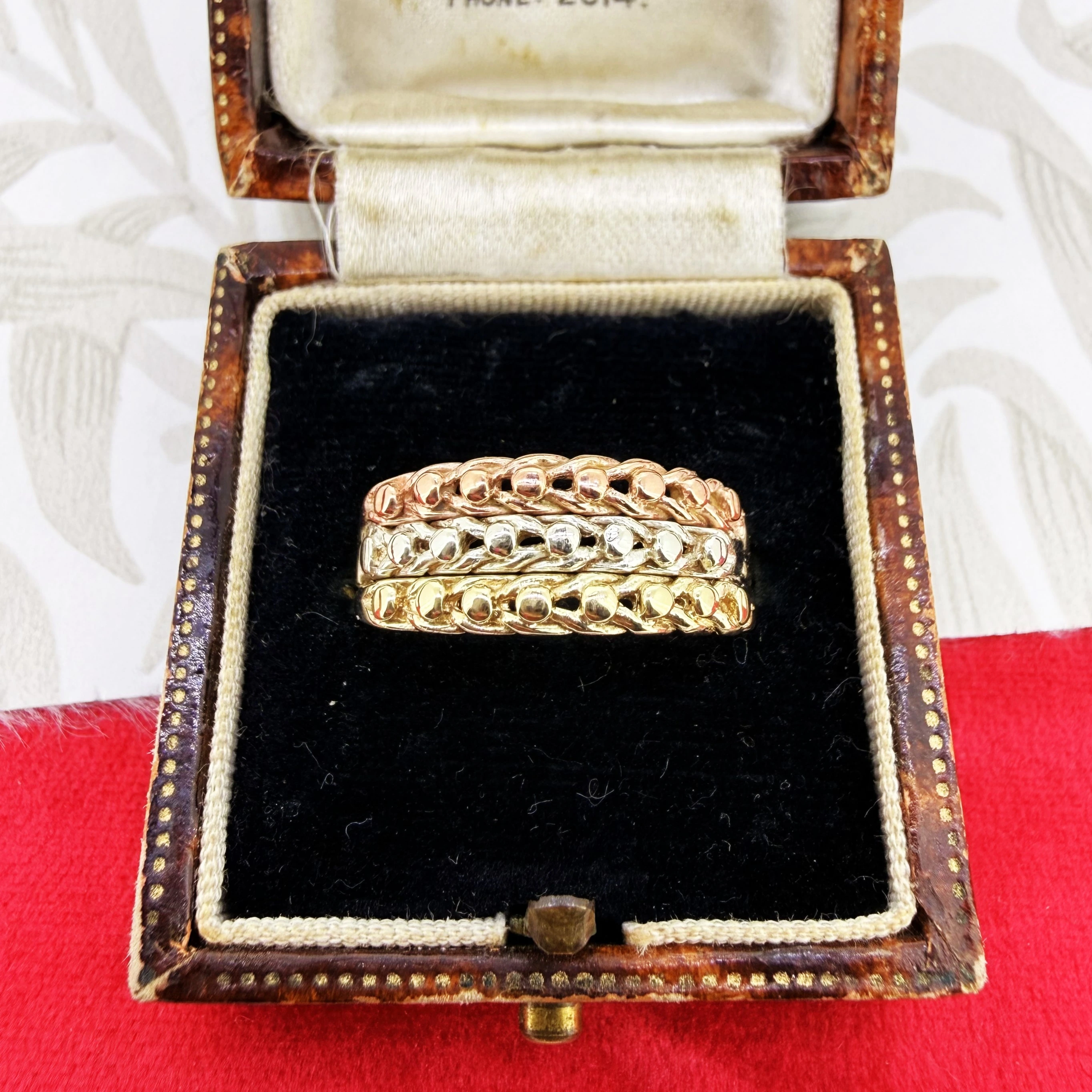 Vintage 9ct Three Colour Gold Keeper Ring — image 2