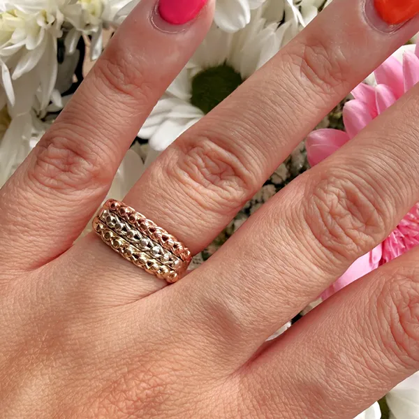 Vintage 9ct Three Colour Gold Keeper Ring — image 10