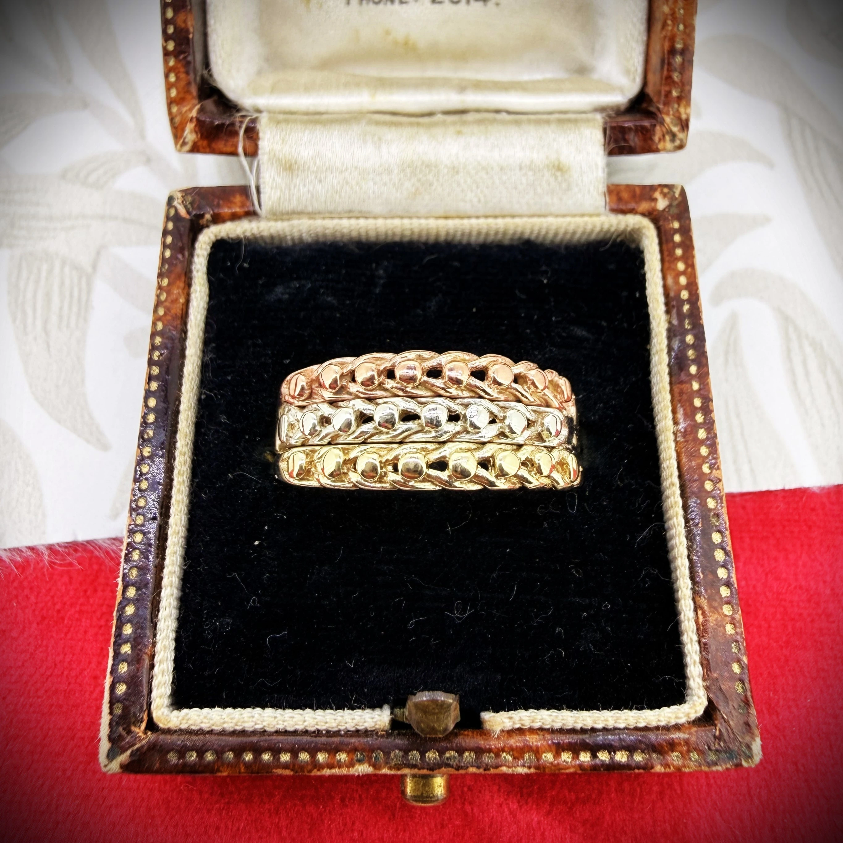 Vintage 9ct Three Colour Gold Keeper Ring